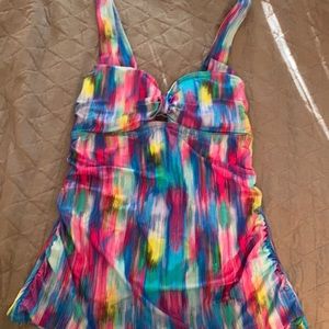 Torrid Size 2 Tankini Top